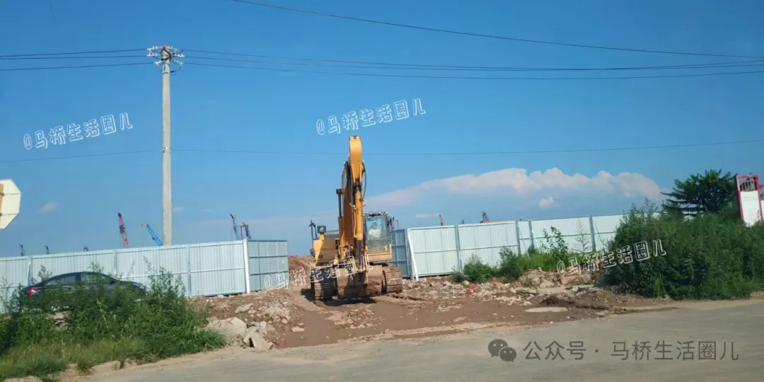 竣工交付倒計時！小米汽車二期工廠趕工封頂！