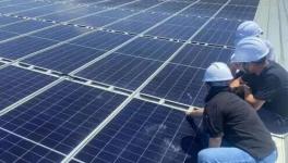 強強聯(lián)合！全球首個柔性連接BIPV彩涂屋面項目鋪裝成功！