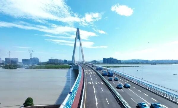 連續(xù)7年民族涂料第一 全球30強(qiáng) 湘江涂料憑什么穿越周期76年