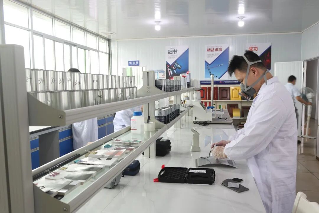 廣東恒輝涂料龔呈先：要敢于向危機和權(quán)威“下戰(zhàn)書”